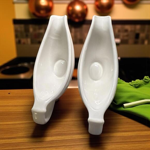 Vintage Hall Gravy Boat White Ironstone USA - Farmhouse Kitchen 9"W Set of 2 - Picture 3 of 5